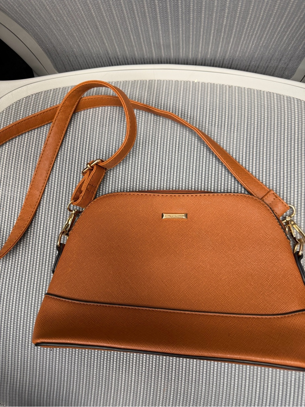 Emil&Paul  Leather Crossbody Bag in Cognac